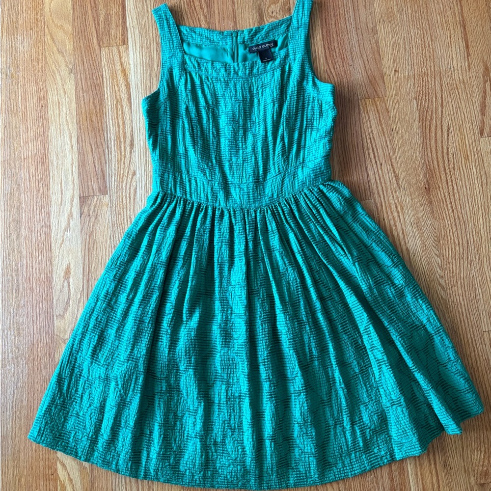 Sleeveless Green Dress